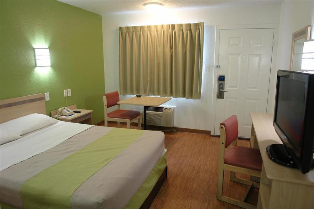 Motel 6-Irving, Tx - Dallas الغرفة الصورة